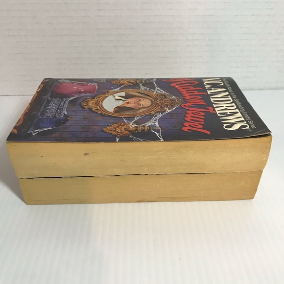 VC Andrews Landry Family Paperback Books Hidden Jewel Pearls in the Mist - Picture 5 of 6